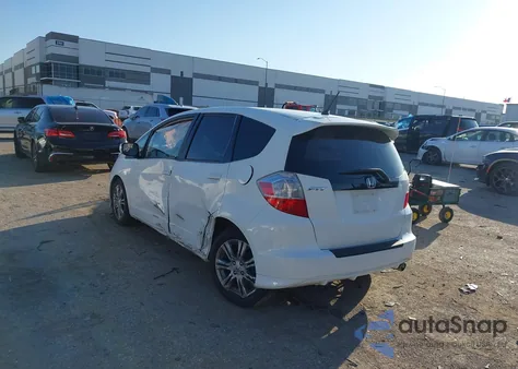 2011 Honda Fit Sport z USA, uszkodzony, nr VIN JHMGE8H57BC026304